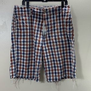American Eagle outfitters short men’s pants size 34 blue/ brown checkered